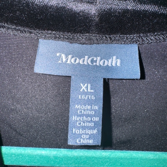 EUC Modcloth Smoldering Smoking Jacket Velour Cardigan Blazer Size XL - Picture 4 of 7